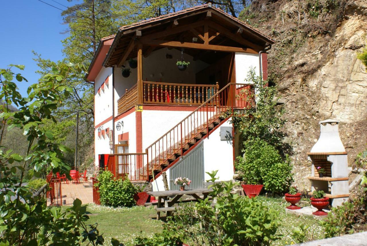 Casa Rural Priena Covadonga Exteriör bild